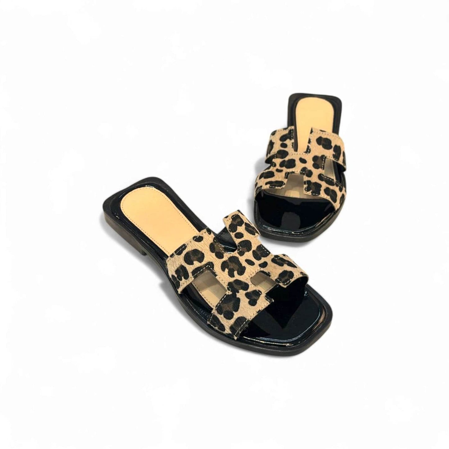 Dasha Leopardo – Sandalia Casual para Mujer - Go2 Footwear