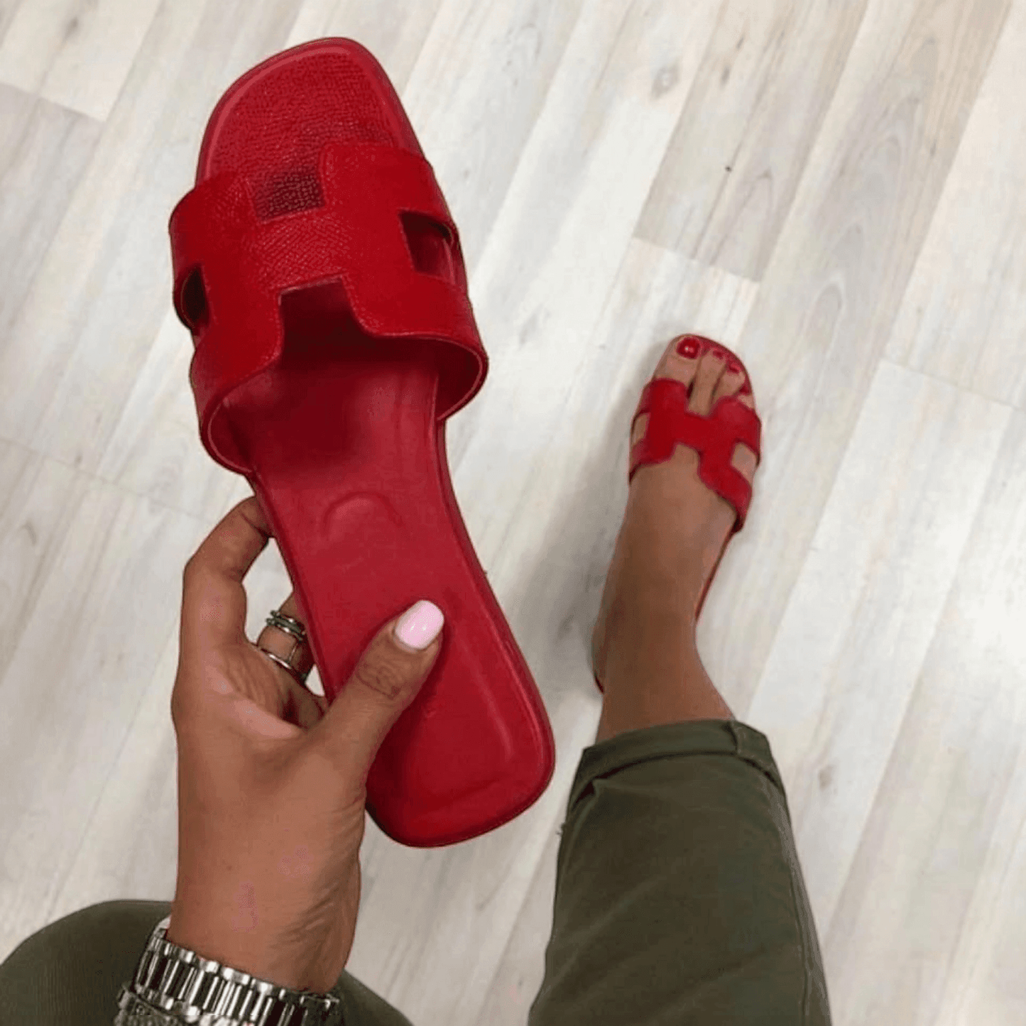 Sandala Rojo "H" – Calzado Original Go2 Footwear