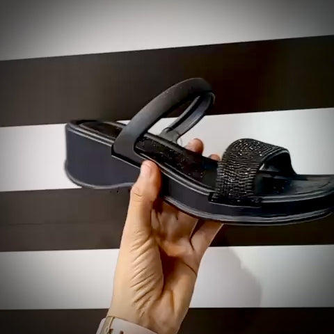 Brillos Plat Negro | Sandalia de plástico ultra confort